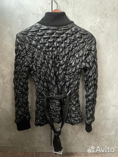 Куртка оригинал XS