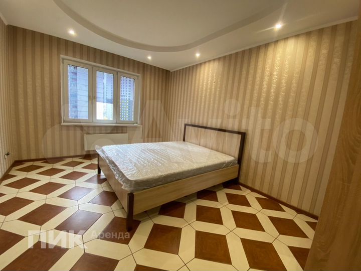 2-к. квартира, 56,1 м², 8/17 эт.