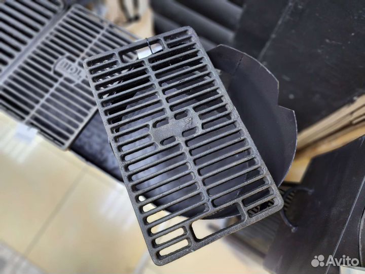 Чугунная Решетка гриль 420х250 с ручками