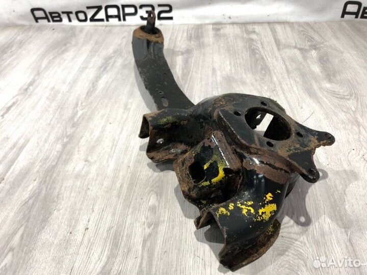 Рычаг продольный задний левый Ford Focus седан