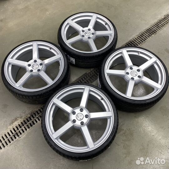 Новые колеса в сборе 20 5/114,3 - 225/30 R20