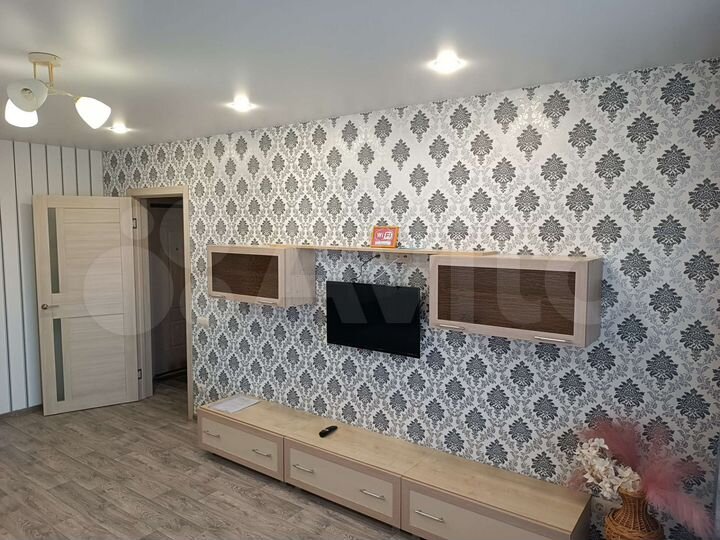 2-к. квартира, 65 м², 9/10 эт.