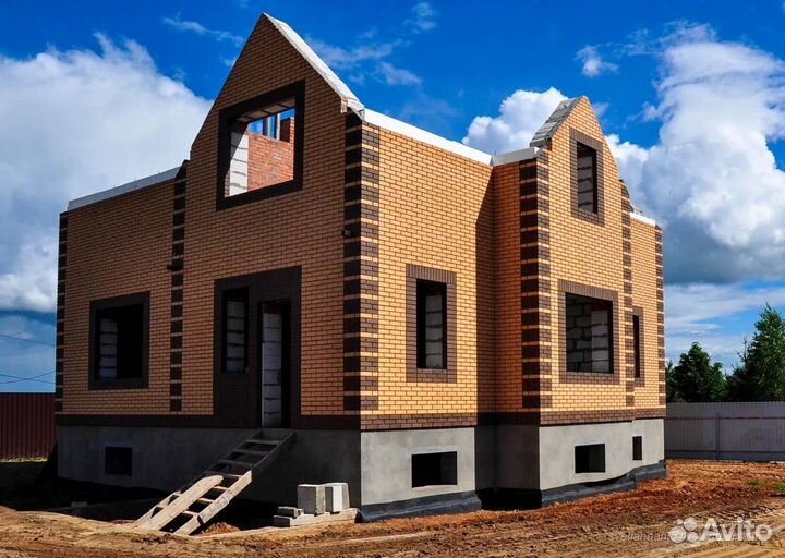 Бригада строителей