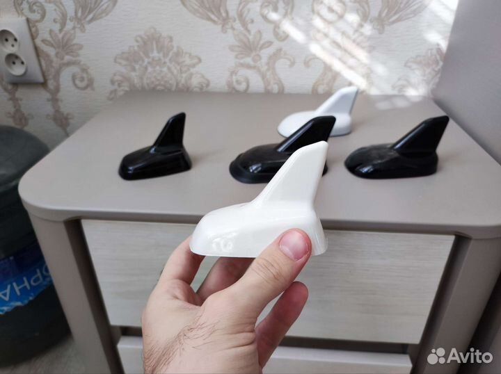 Плавник на крышу в стиле VAG