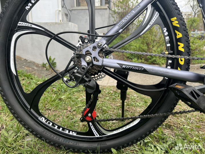 Велосипед горный на литых дисках