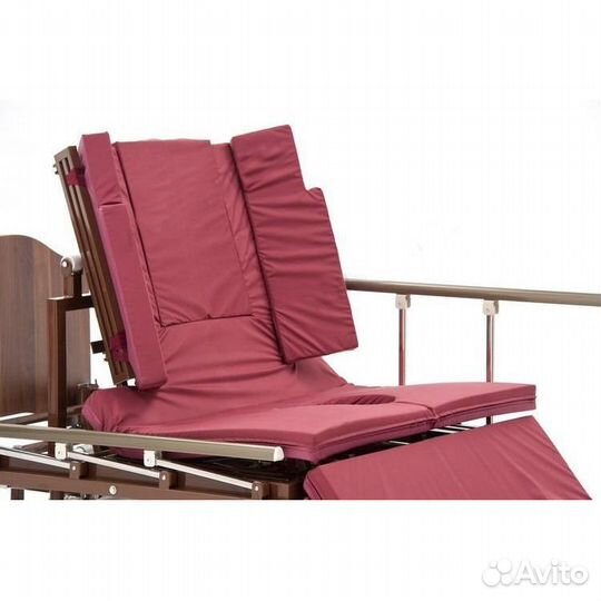 Медицинская кровать для лежачих больных