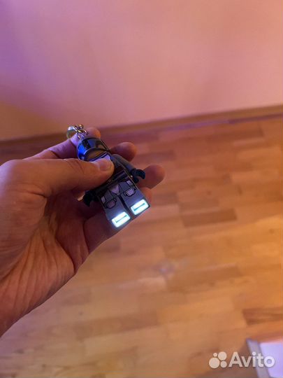 Lego Star Wars брелок-фонарик Мандалорец