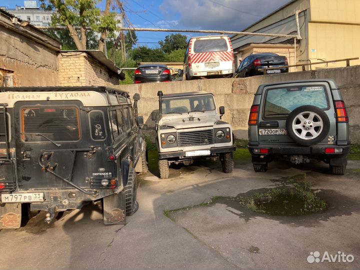 Land Rover Defender 2.5 МТ, 1999, 50 000 км