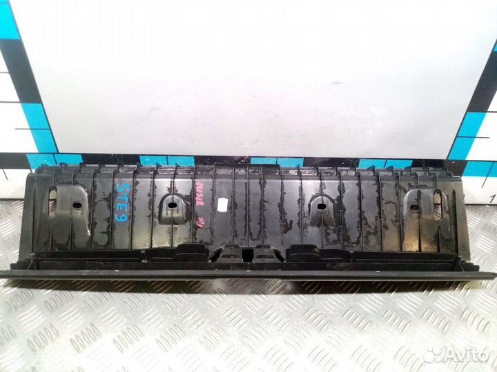 Б/У Обшивка багажника#001