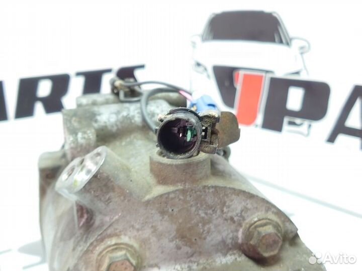 Компрессор кондиционера Mitsubishi Outlander XL