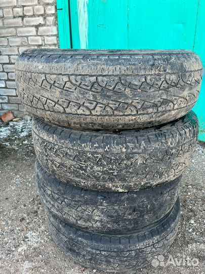 Pirelli Scorpion 225/65 R17