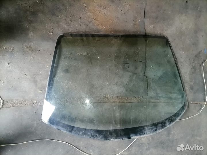 Лобовое стекло Mazda Xedos 6