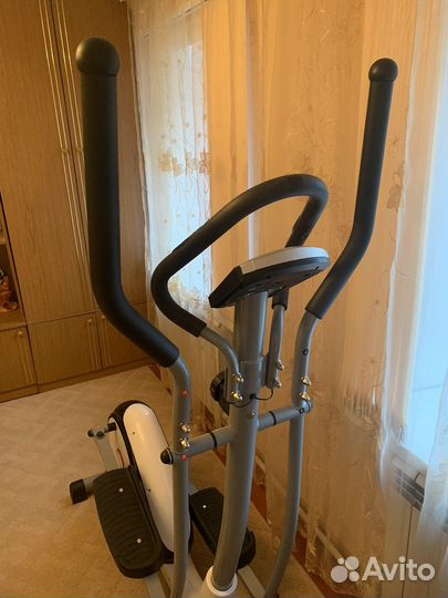 Эллиптический тренажер