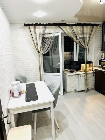 2-к. квартира, 55 м², 10/10 эт.