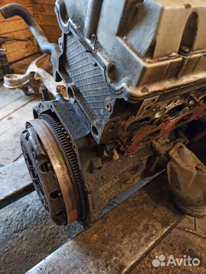 Двигатель Mercedes w210 2.0c 111.947