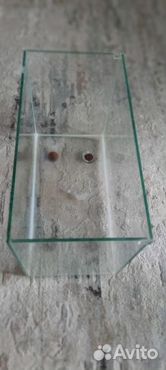 Аквариум и фильтр для воды