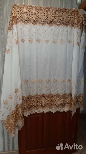 Тюль с вышивкой