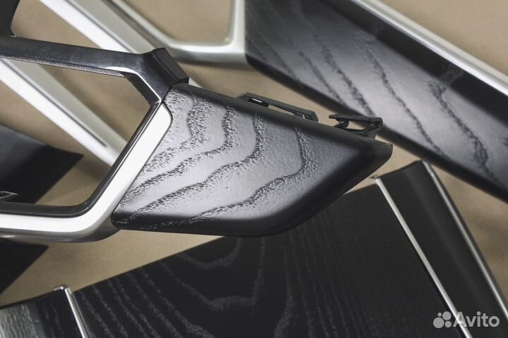 Декор салона BMW X5 G05