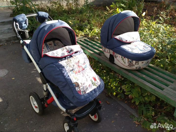 Продам коляску 2 в 1 Adamex Barletta