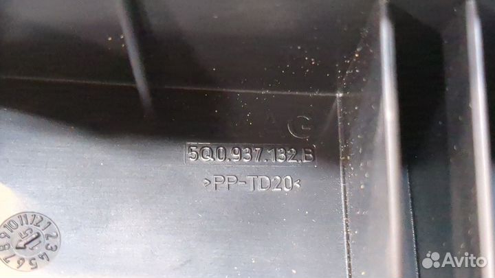 Блок предохранителей Skoda Octavia (A7)