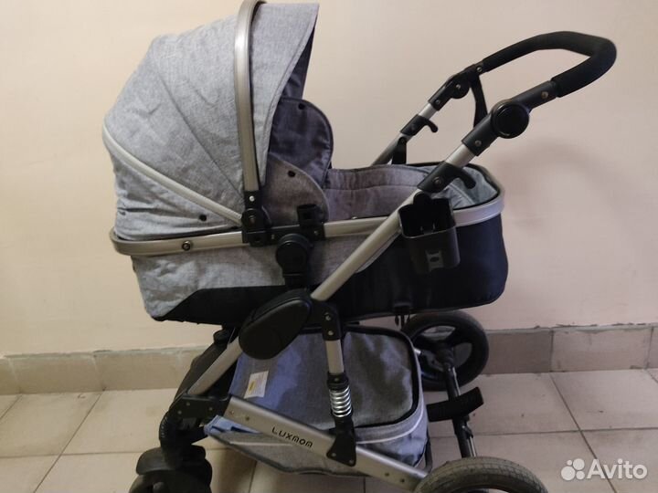 Продается коляска Luxmom 555, цвет серый