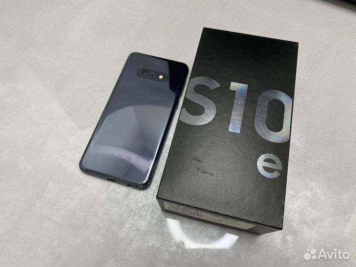 Samsung Galaxy S10e, 6/128 ГБ