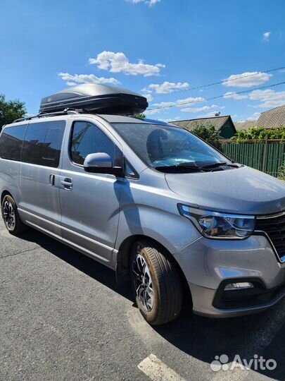 Hyundai Grand Starex 2.5 AT, 2018, 71 500 км