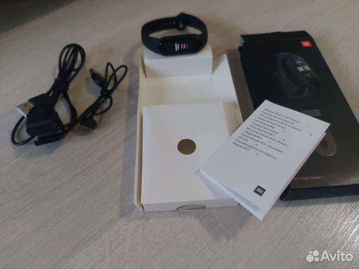 Фитнес браслет xiaomi mi band 5