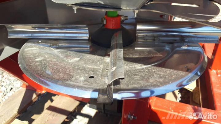 Разбрасыватель удобрений Amazone ZA-M, 2023