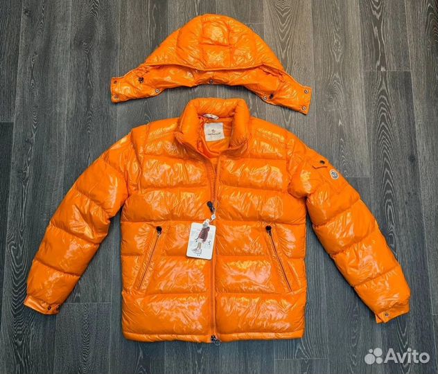 Пуховик Moncler Maya глянцевый