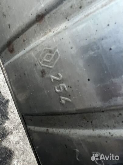 Резонатор глушителя Рено Лагуна 2