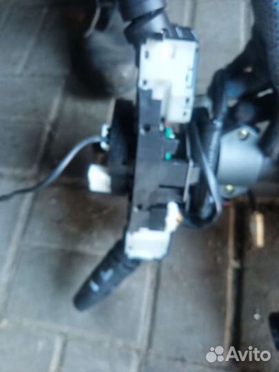 25560-9U028 переключатель подрулевой Ниссан ноут Е