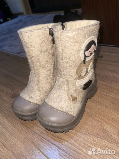 Обувь для девочки 24-26 размер