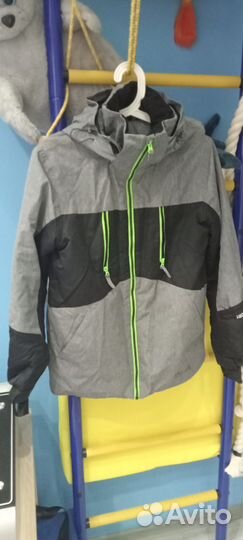 Зимняя куртка для мальчика 158-164