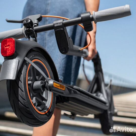 Электросамокат Ninebot KickScooter F2 Plus новый