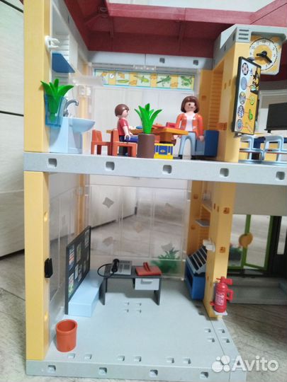 Playmobil школа