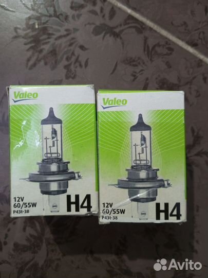 Галогеновые лампы H4 Valeo P43t-38