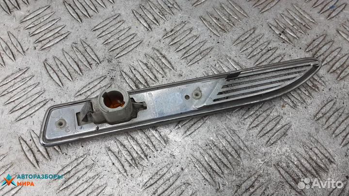 Повторитель передний левый Ford Mondeo 4 2008