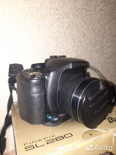 Зеркальный фотоаппарат