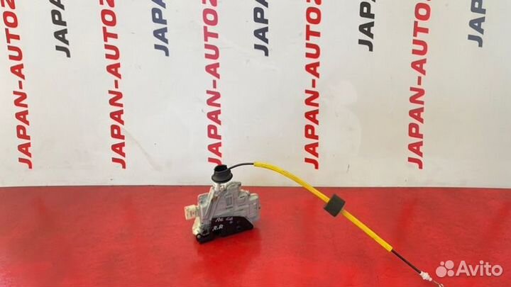 Замок двери задний правый Audi A6 C6 BDW 2.4