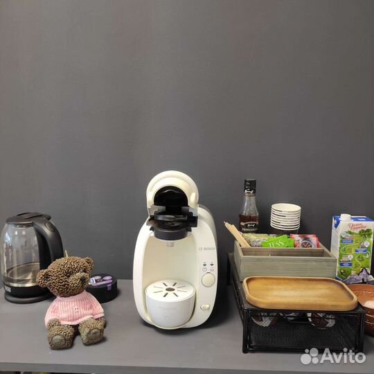 Аренда рабочего места мастера маникюра и педикюра