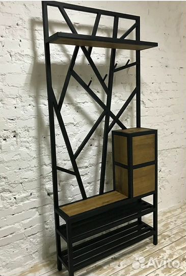 Прихожая в стиле лофт