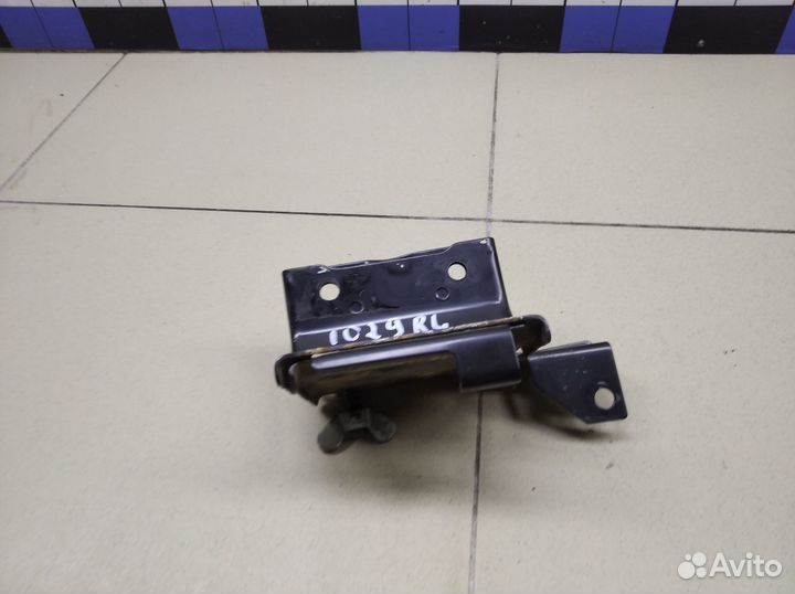 Кронштейн (сопут. товар) Pajero/Montero Sport (KH)