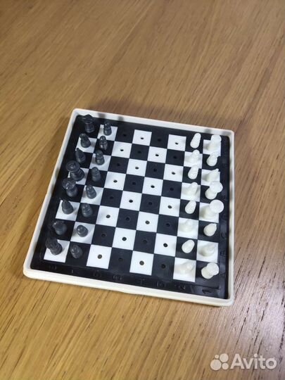 Шахматы дорожные СССР миниатюрные винтаж
