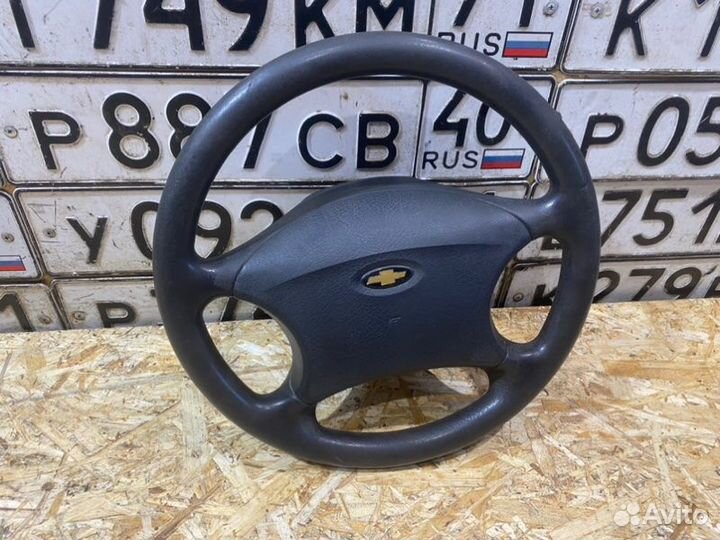 Руль Chevrolet Niva 2006