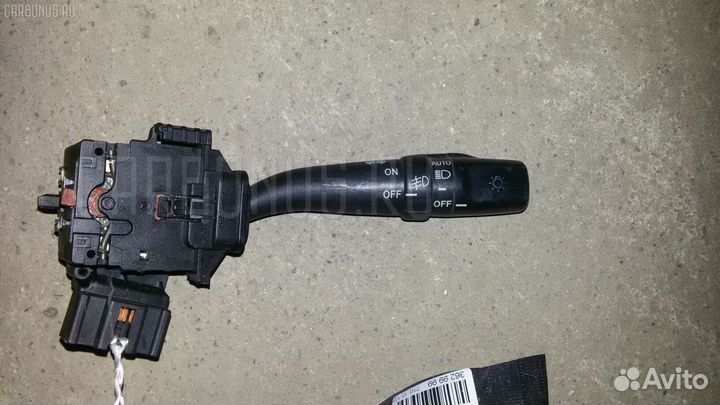 Блок подрулевых переключателей Toyota Kluger ACU25W