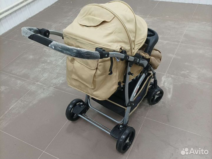 Новая прогулочная коляска зима-лето