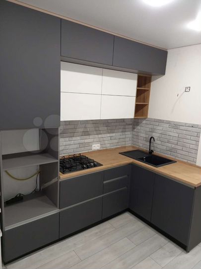 2-к. квартира, 53 м², 8/9 эт.