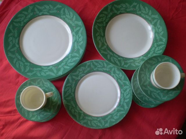 Неполный сервиз французский фирмы Arcopal