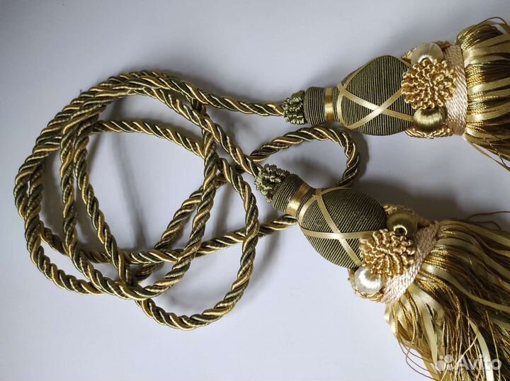 Подхваты для штор с кистями